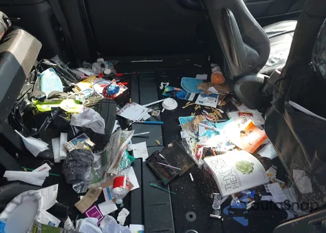 2019 Dodge Grand Caravan Gt from USA, damaged, VIN 2C4RDGEGXKR648285